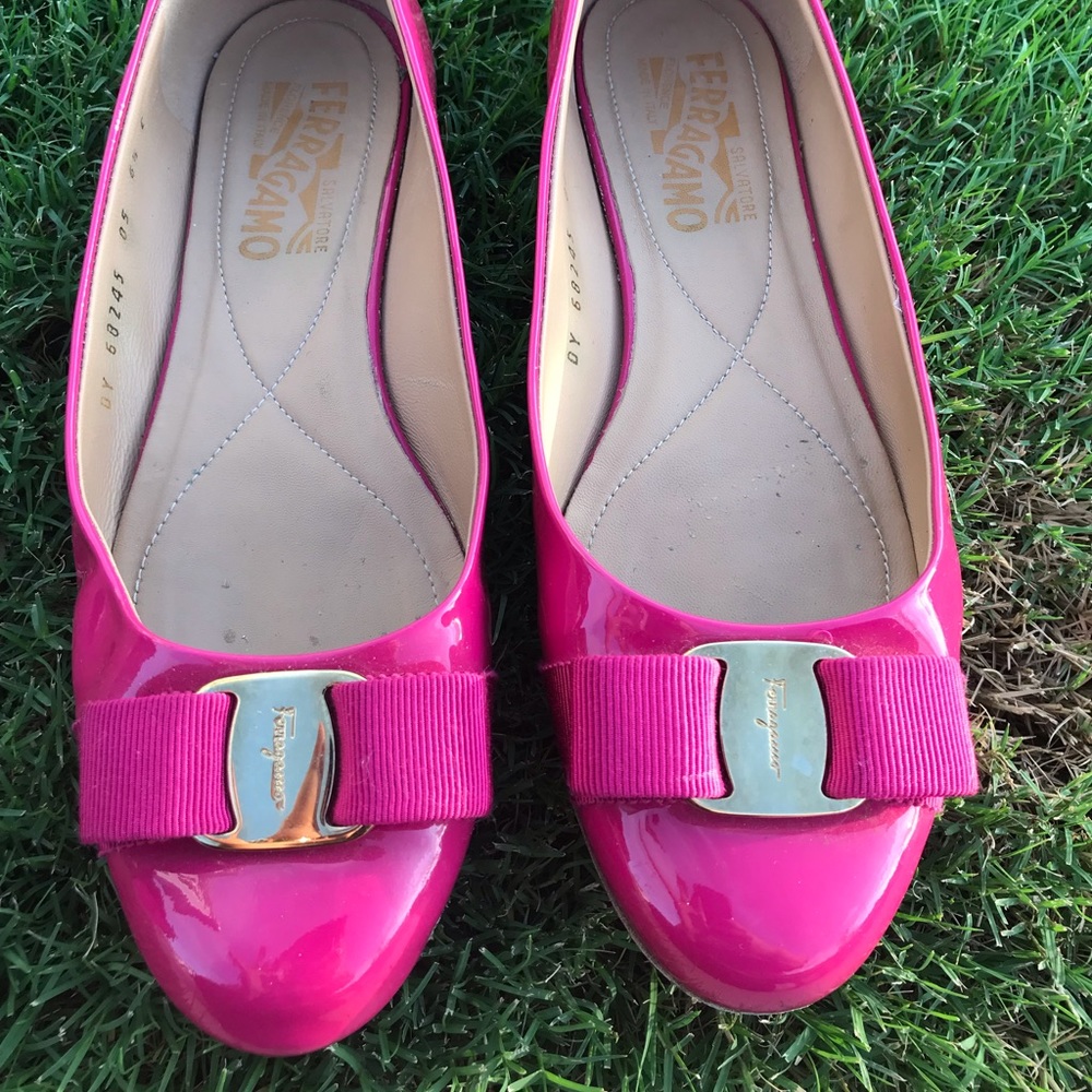Salvatore Ferragamo Hot Pink patent Varina Flats